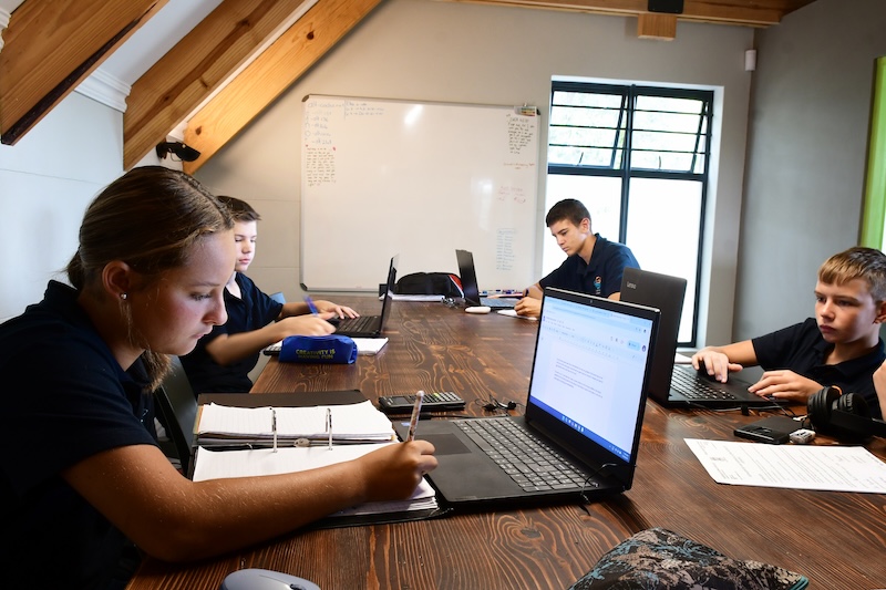 grootrivier akademie school 10